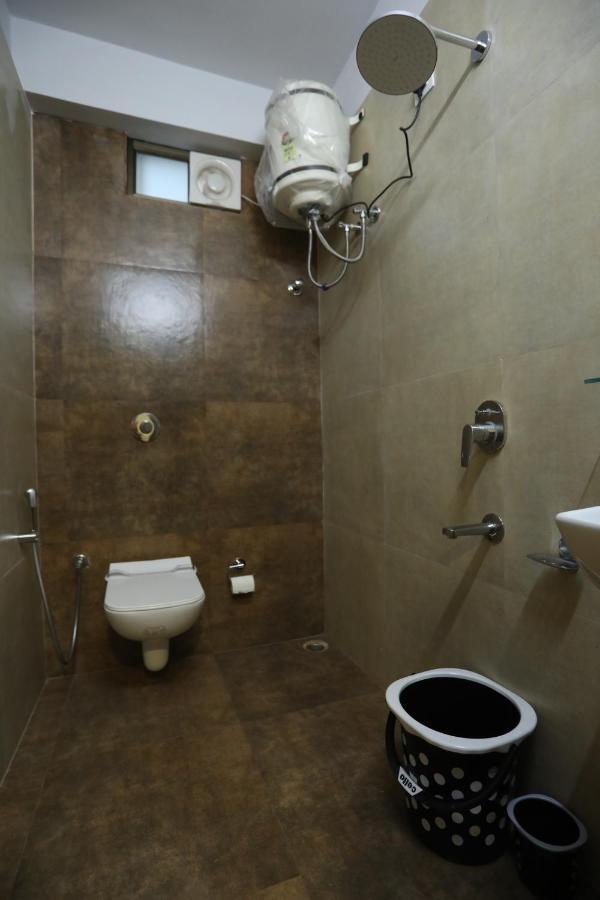 Vips Hotel Olive Sziliguri Kültér fotó